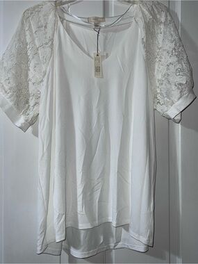 Ladies Ivory Colored Top